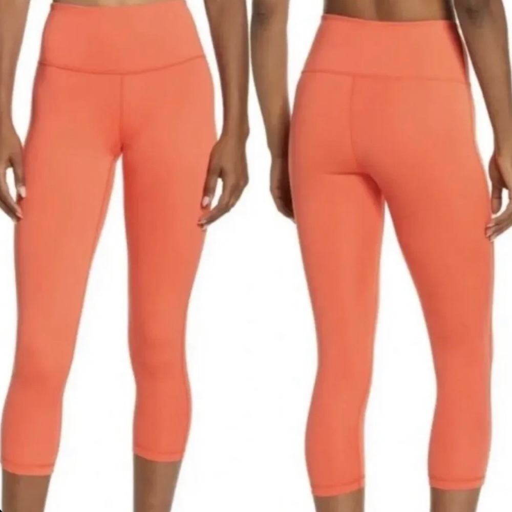 ZELLA Studio Lite Crop Leggings in Orange